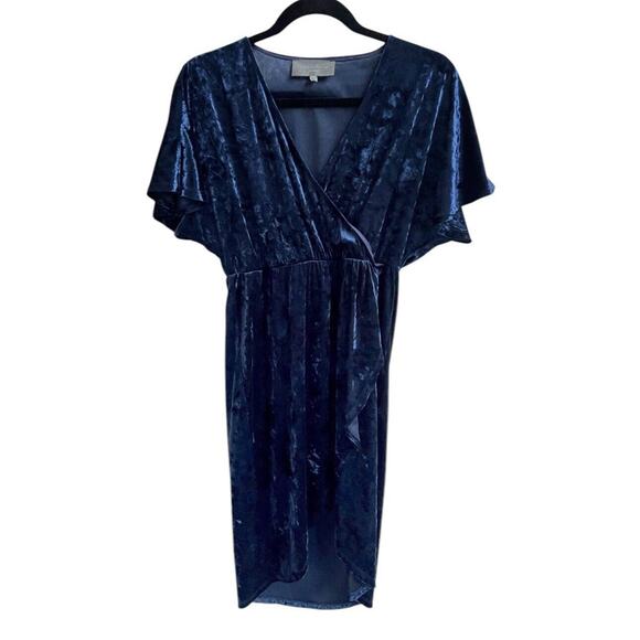 Sunday in Brooklyn Anthropologie Velvet Blue Plisse Faux Wrap Dress Sz XS Tulip - Picture 2 of 6